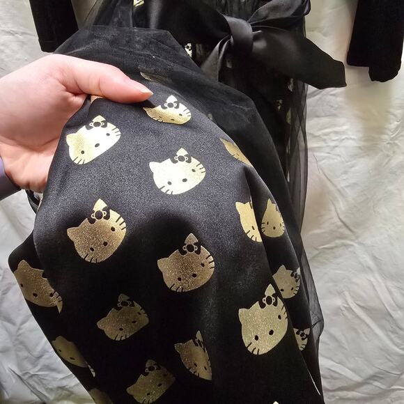 Modcloth for Hello Kitty black velvet tulle fit and flare 1/2 sleeve dress - Picture 8 of 14